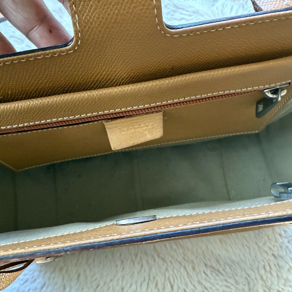 Bally Cube Caramel Saffiano Preloved Bag Quiet Luxury EUC (Handles Need Work) - Picture 6 of 10